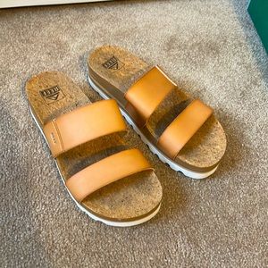 Reef Cushion Vista HI Women’s Slides